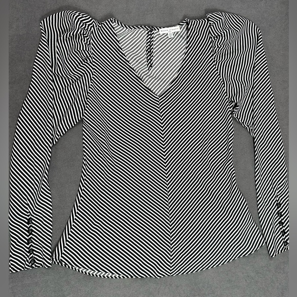 Maison D'Amelie Paris Black/White V Neck Puff Shoulder L/S Top S Feminine A361